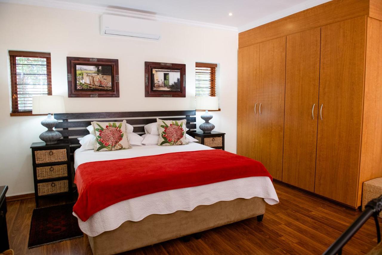 37 On Charles Hotel Pretoria-Noord Eksteriør billede